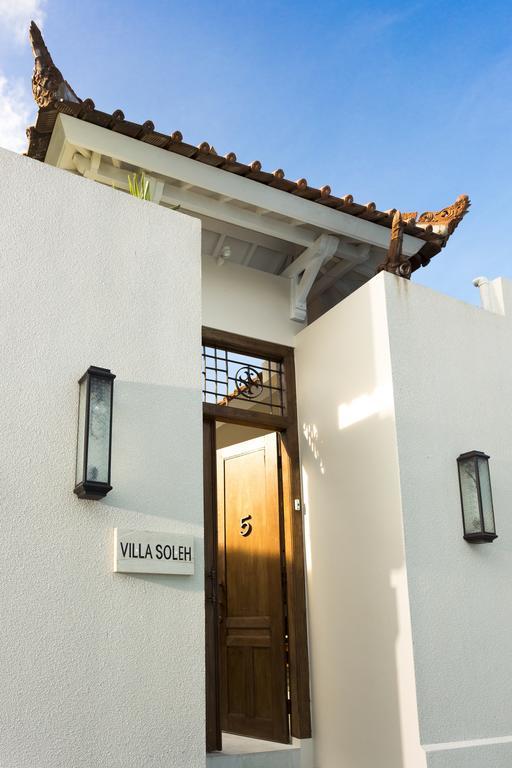 Villa Soleh Семиняк Екстериор снимка